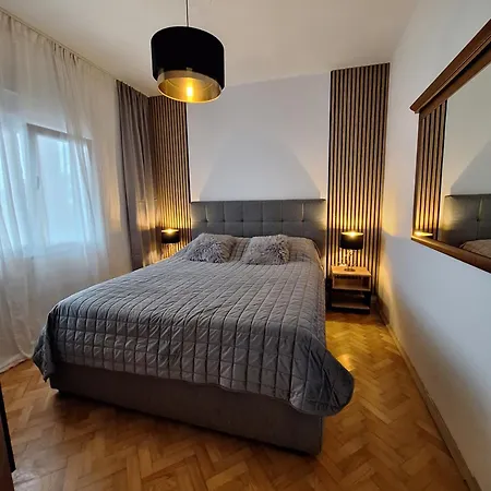 Lucy Apartments With Heated Pool & Free Private Parking Zadar